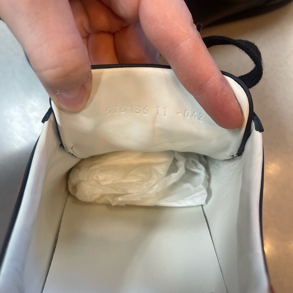 GUCCI LEATHER SNEAKERS MENS 11 - Picture 3 of 5